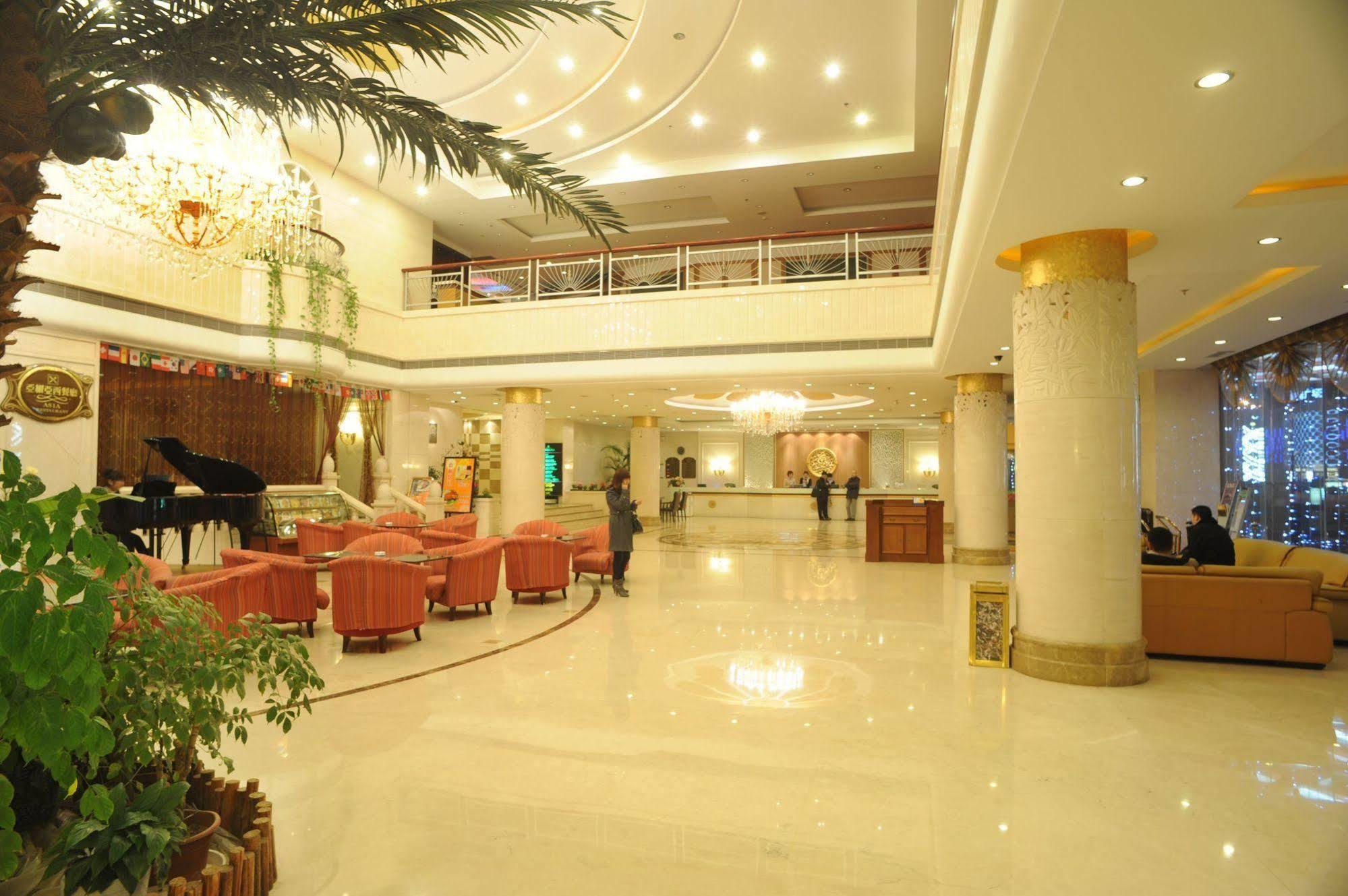 Yantai Asia Hotel Exteriér fotografie